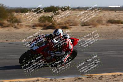 media/Jan-14-2024-SoCal Trackdays (Sun) [[2e55ec21a6]]/Turn 10 Inside (110pm)/